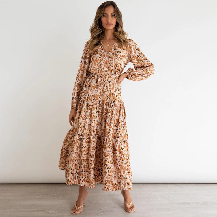 Isla | Floral Print Tiered Maxi Dress with Long Sleeves - Elegant & Flowing